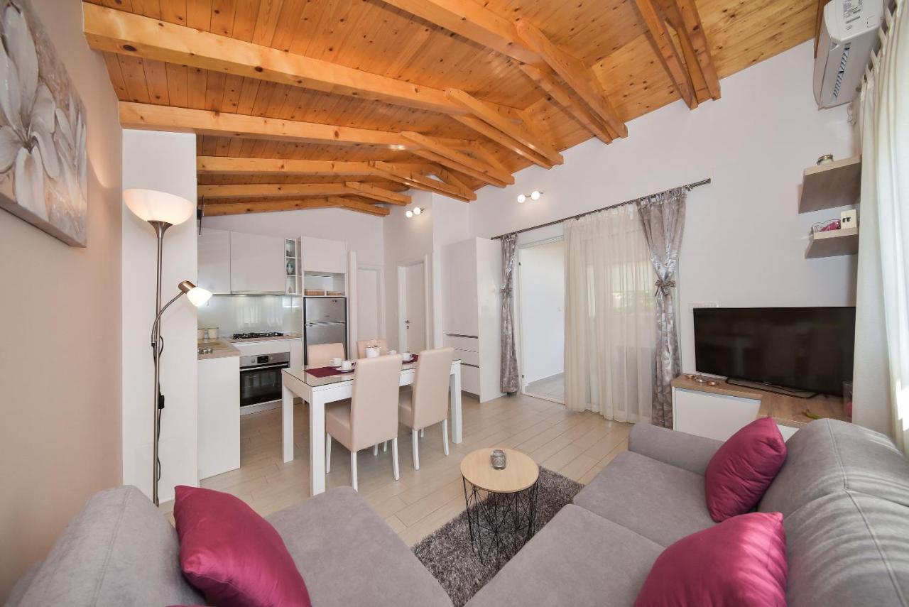 Apartment Irena Posedarje Ngoại thất bức ảnh