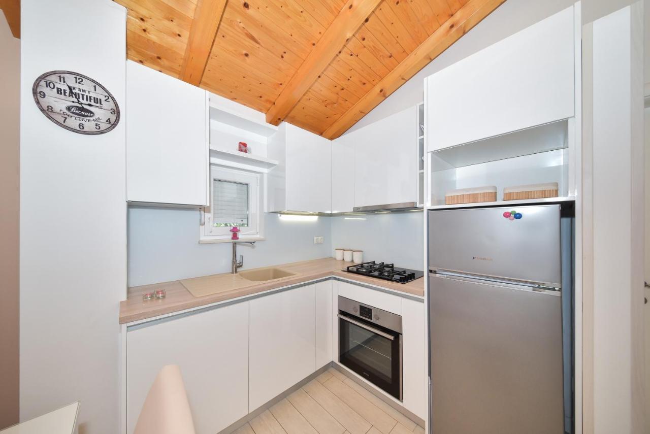 Apartment Irena Posedarje Ngoại thất bức ảnh