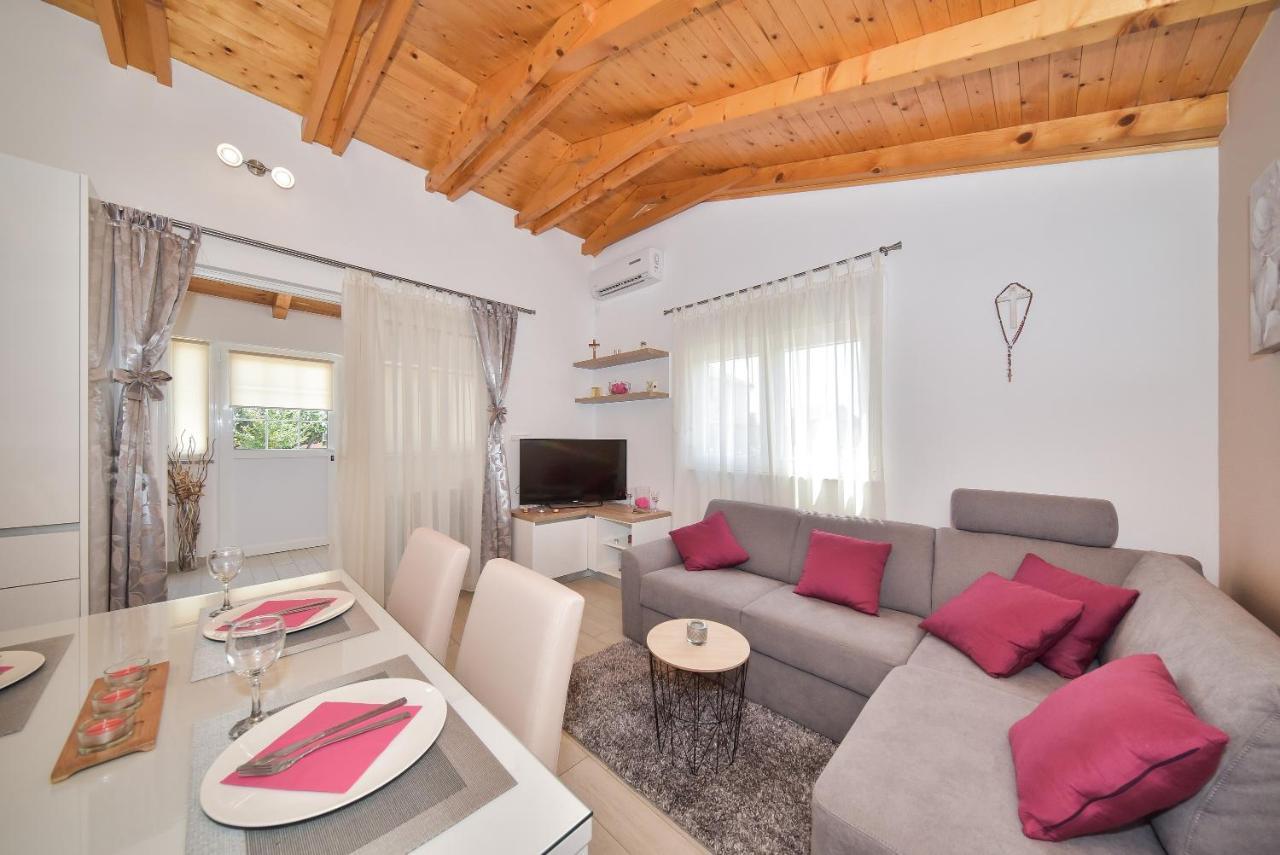 Apartment Irena Posedarje Ngoại thất bức ảnh