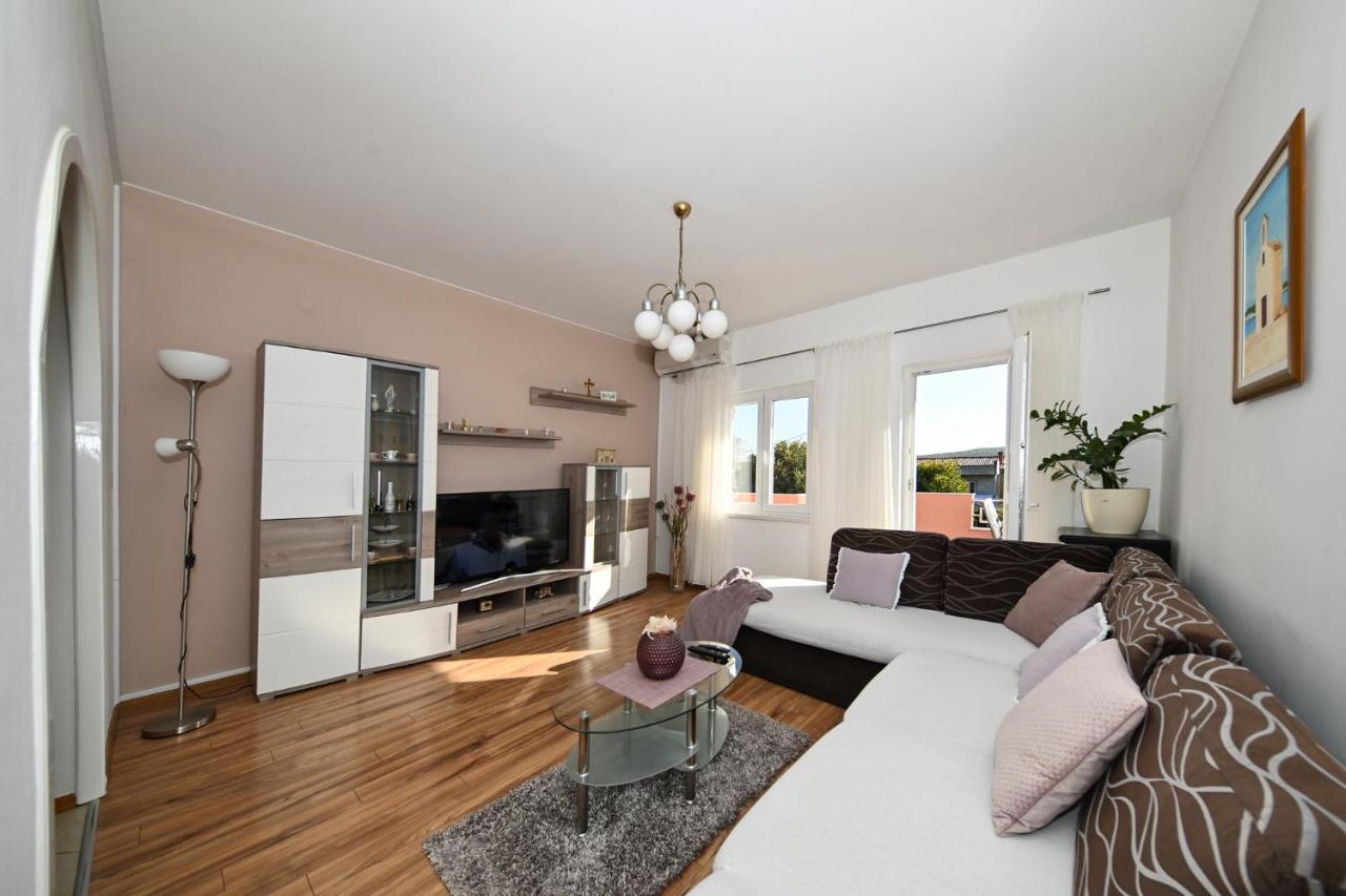 Apartment Irena Posedarje Ngoại thất bức ảnh