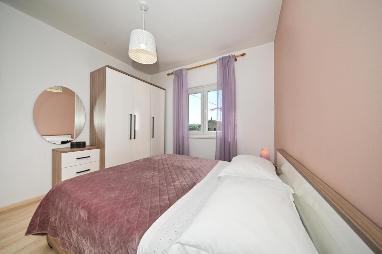 Apartment Irena Posedarje Ngoại thất bức ảnh