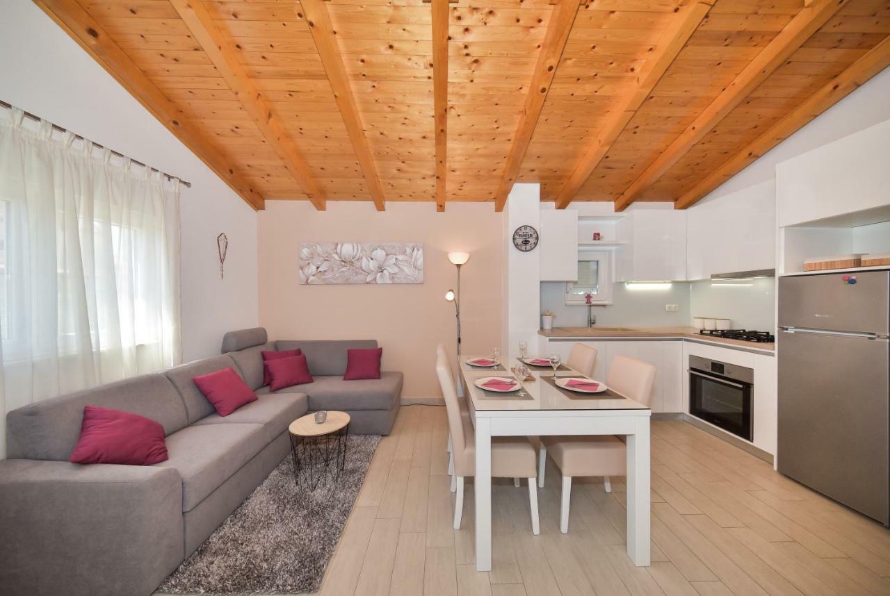Apartment Irena Posedarje Ngoại thất bức ảnh